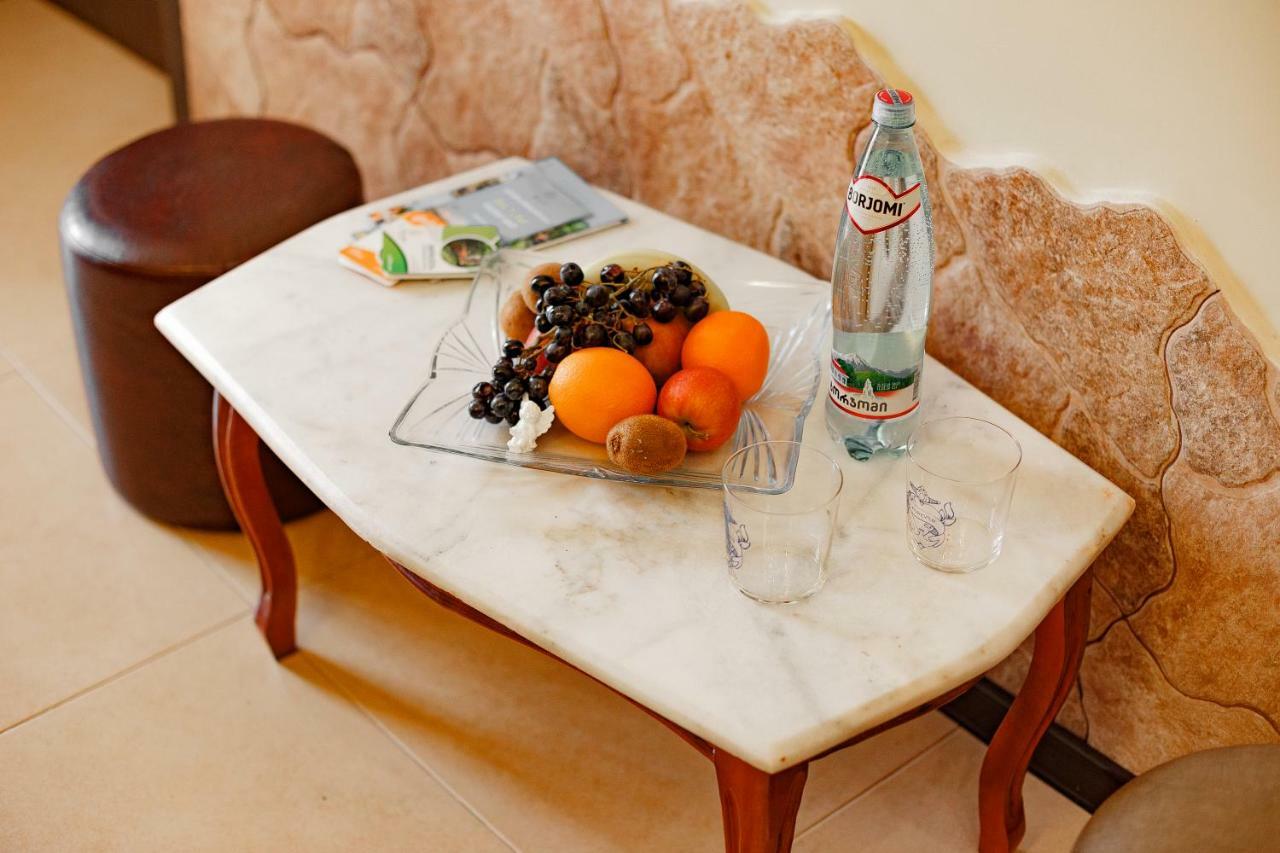 Apartment On Javakhishvili Batumi Ngoại thất bức ảnh