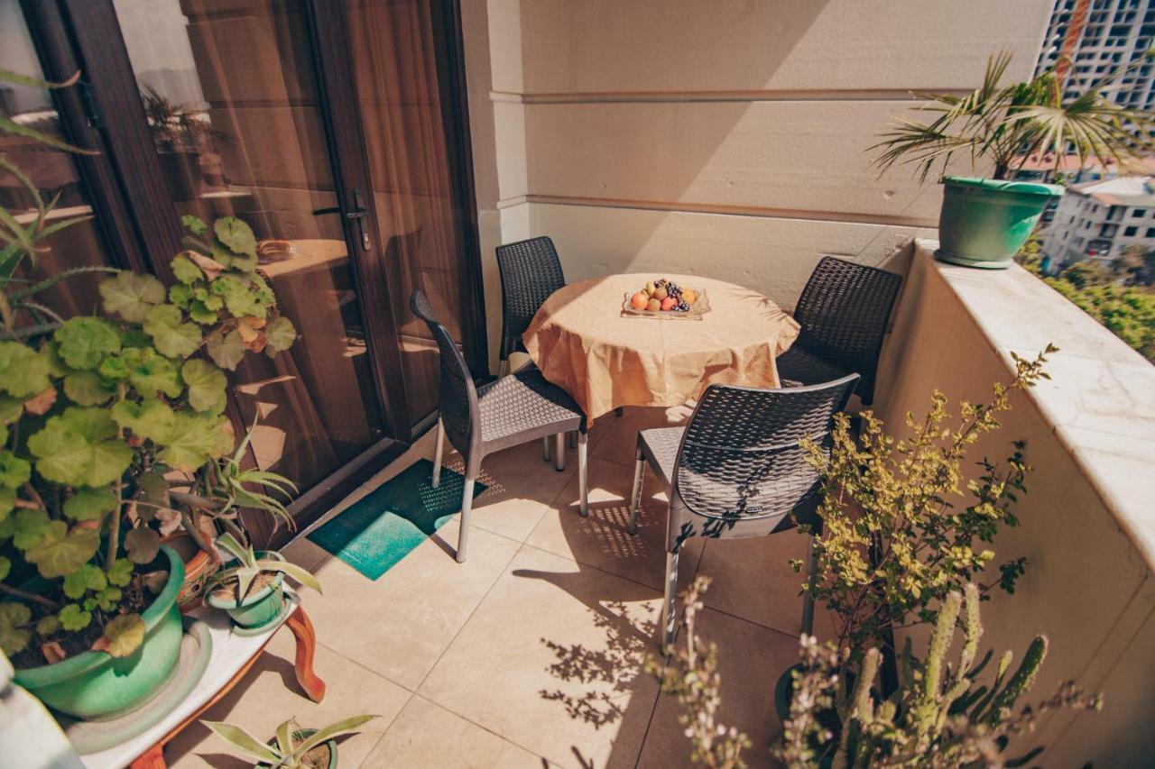Apartment On Javakhishvili Batumi Ngoại thất bức ảnh