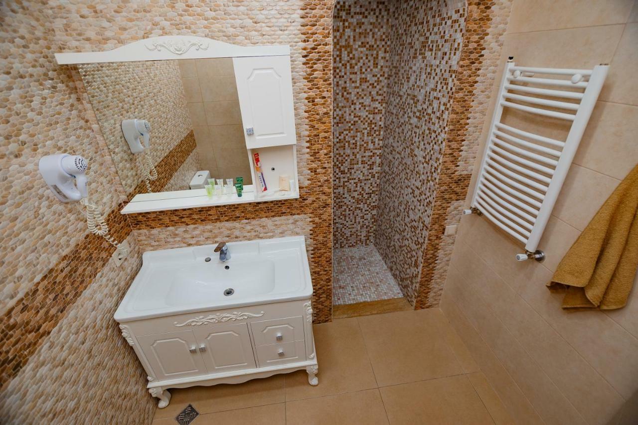 Apartment On Javakhishvili Batumi Ngoại thất bức ảnh